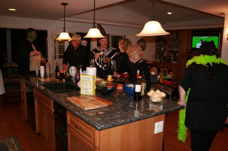 halloweenparty10.jpg