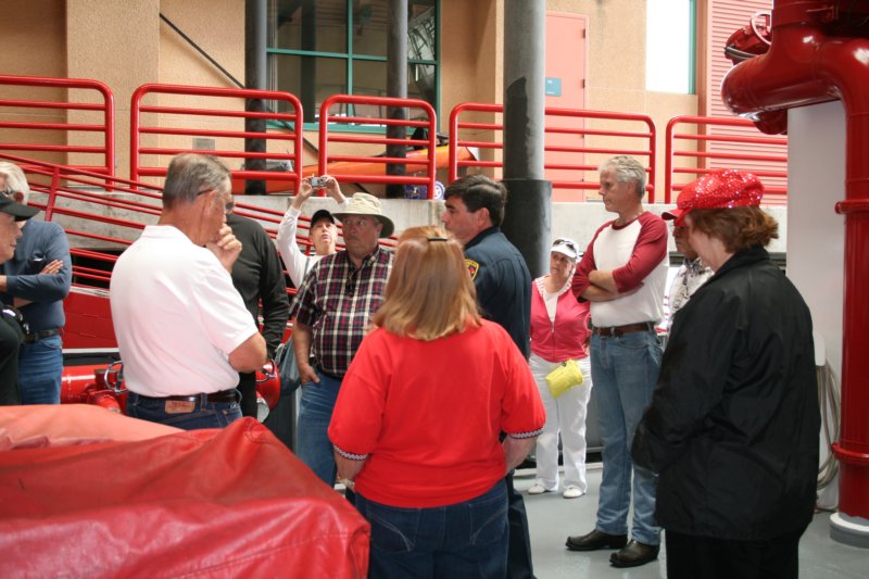 fireboatdemonstrationsanpedromaritimemuseumandlunch10.jpg