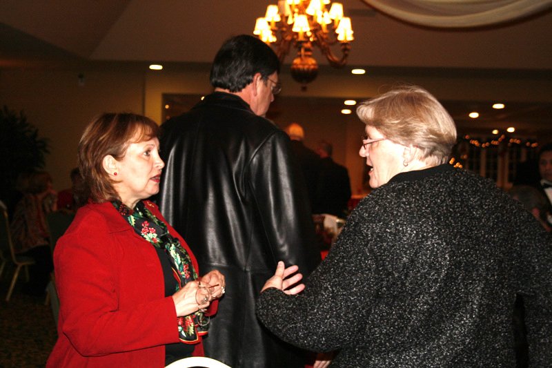 chapterholidayparty20112.jpg
