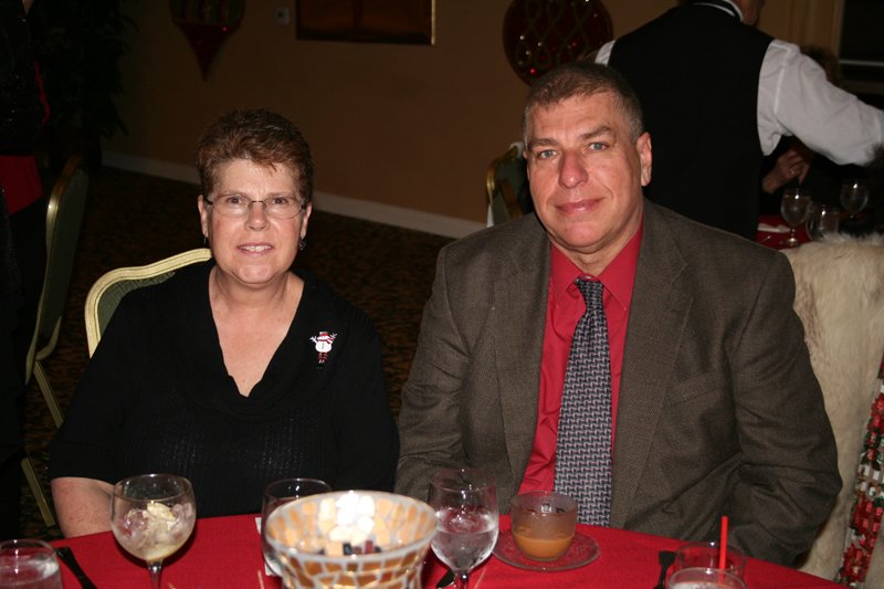chapterholidayparty201123.jpg