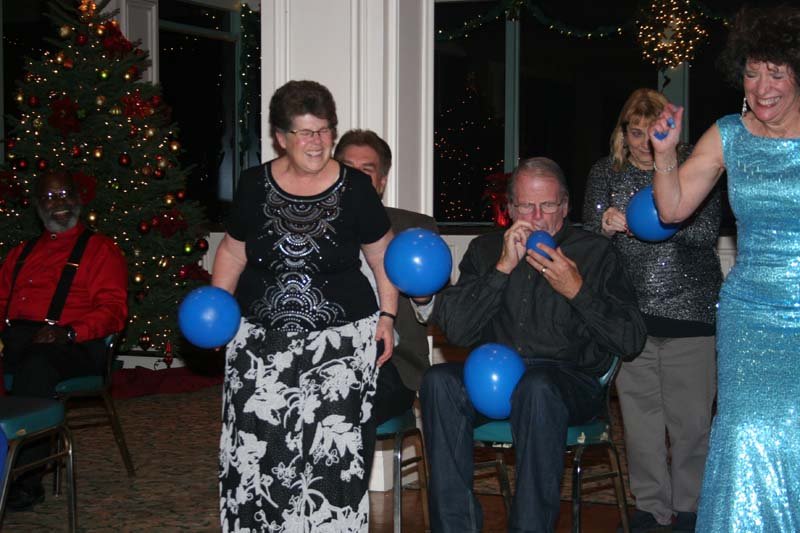 chapterholidayparty201676.jpg